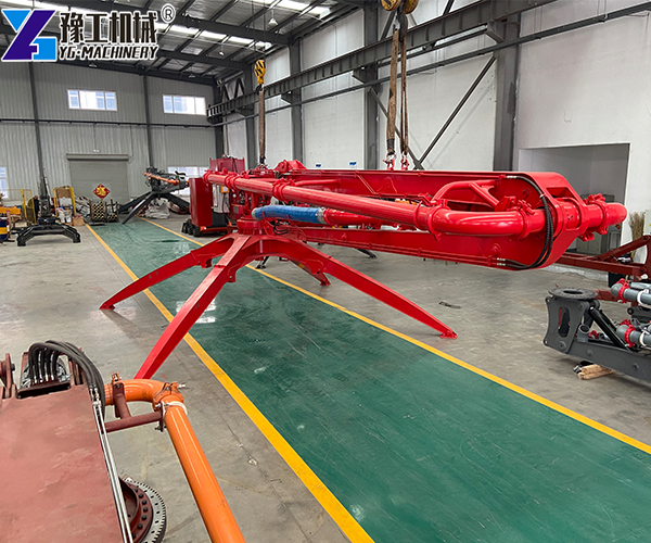 Concrete Placer Boom