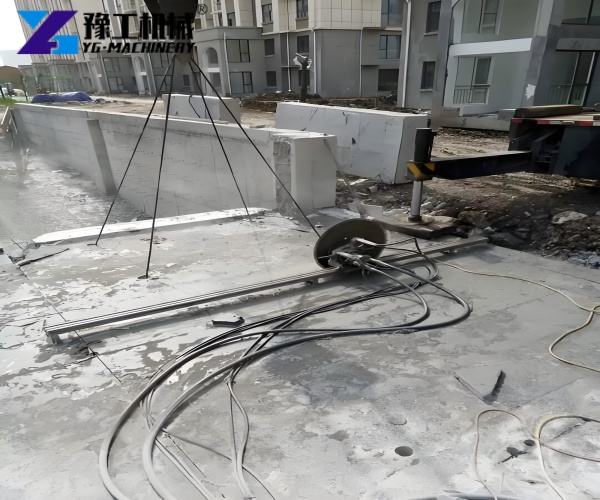 Concrete wall cutting saw for demolition projects