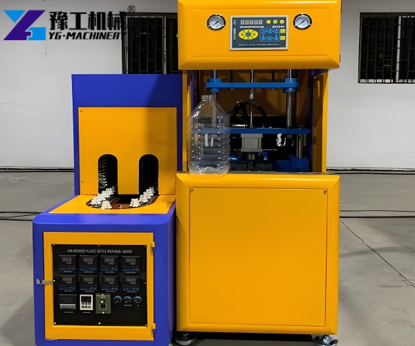 PET bottle blowing machine