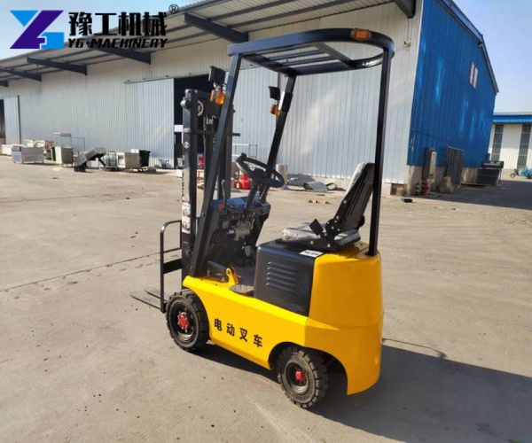 Small Electric Forklift