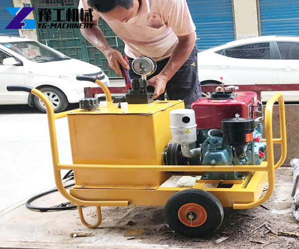 hydraulic stone splitter