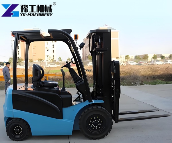 warehouse pallet forklift