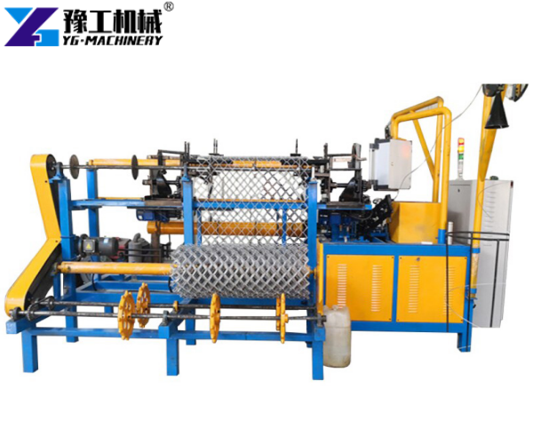 diamond mesh fence making machine