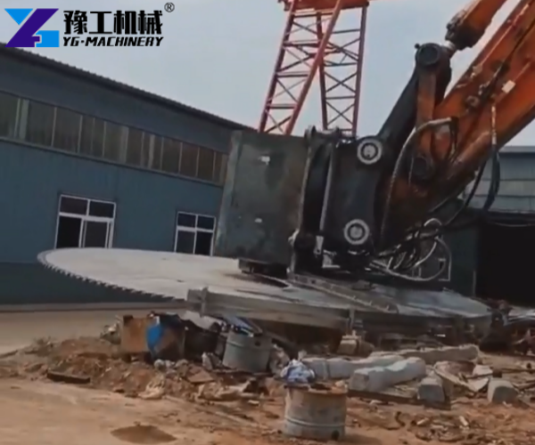 excavator rock saw usage